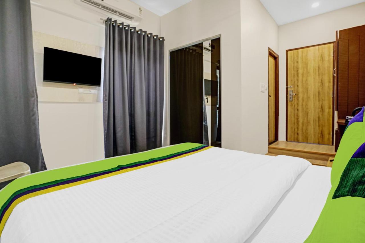 Treebo Trend Freedom Star, Vile Parle Hotell Mumbai Eksteriør bilde